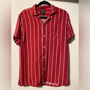 2/$10💙 Medium Men’s Abercrombie & Fitch Button Red Shirt